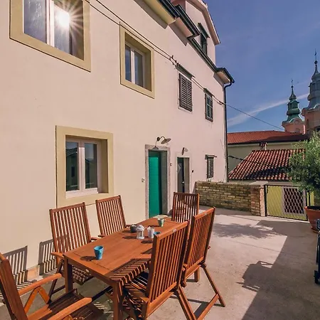 Вилла Casa Salita Garibaldi