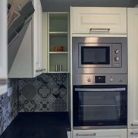 Casa Salita Garibaldi Опатия